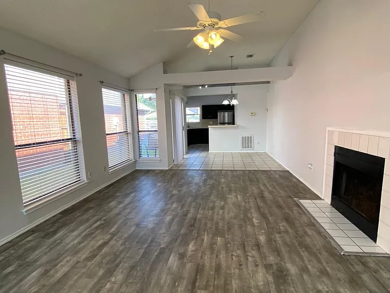 436 Antietam Way — Photo 4