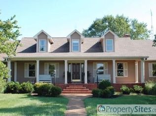 816 Baker Rd, Columbia, TN 38401