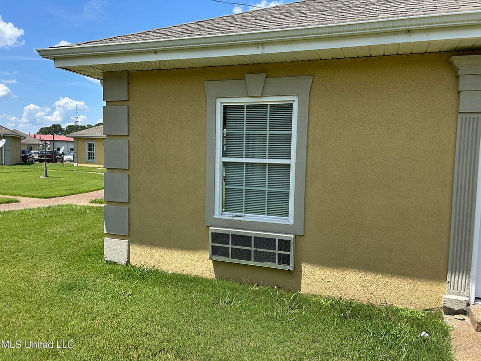 2nd image of 4325 Casino Center Dr #5A
