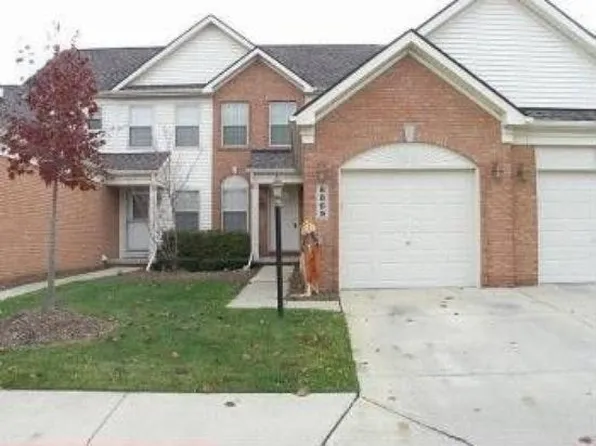 8869 Ironwood Dr, Belleville, MI 48111
