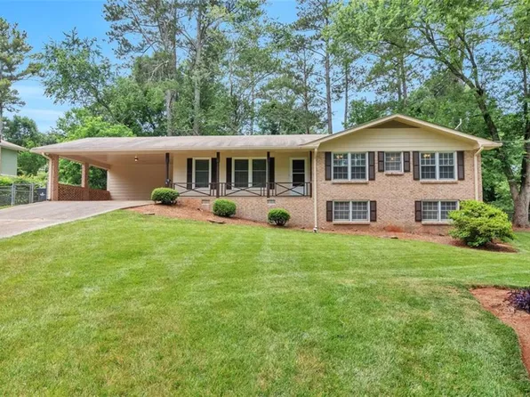 759 Glen Cir, Lawrenceville, GA 30044