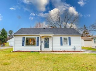 4905 Shore Acres Rd, Monona, WI 53716