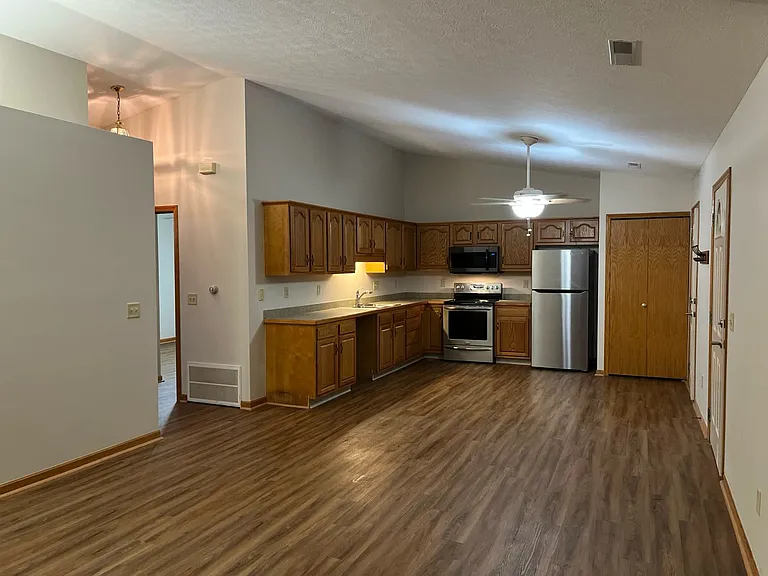 808 Ryan Rd #12 — Photo 2