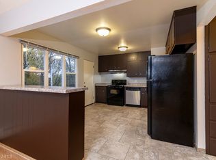 9 Bluebird Ct #11, Madison, WI 53711