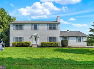 563 Deer Rd, Fawn Grove, PA 17321