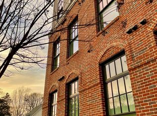 1182 Canton St #206, Roswell, GA 30075