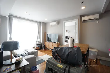 Rented by Rennit Inc.