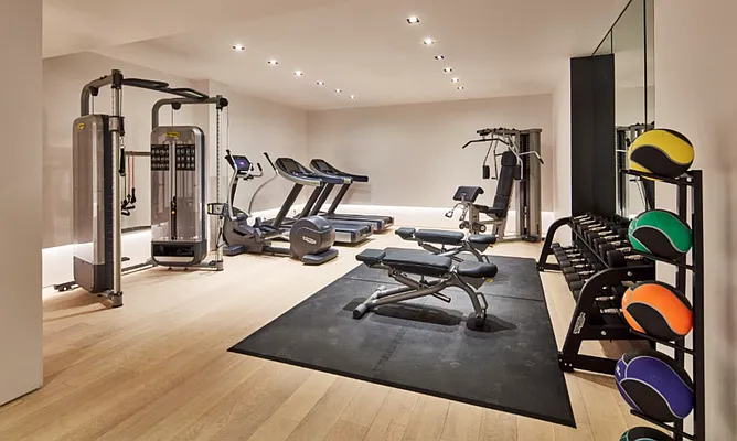 Rented by Compass | media 12