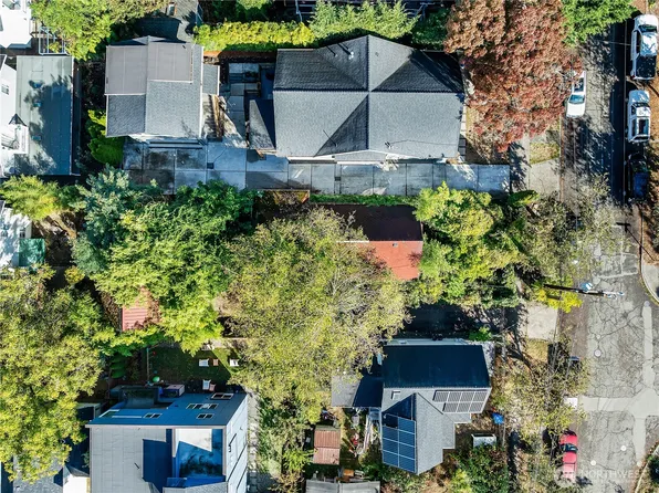 727 28th Avenue S, Seattle, WA 98144