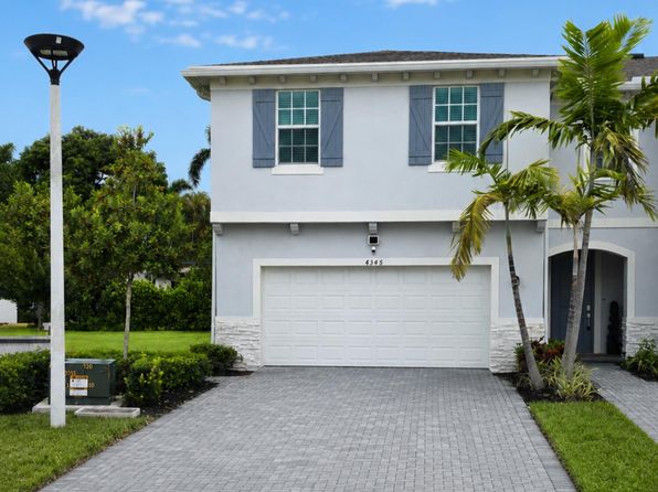 4345 Pond Lily Ln