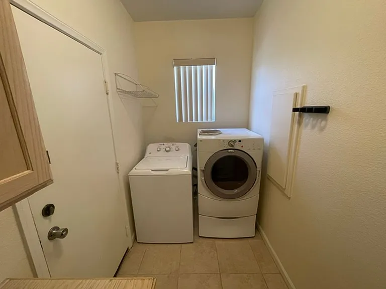 1416 Calle Montery St — Photo 9