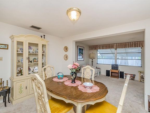 5th image of 1019 Croydon Ln