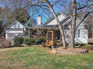 92 Morgan Dr, Adairsville, GA 30103