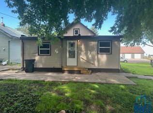 509 6th Ave, Sheldon, IA 51201