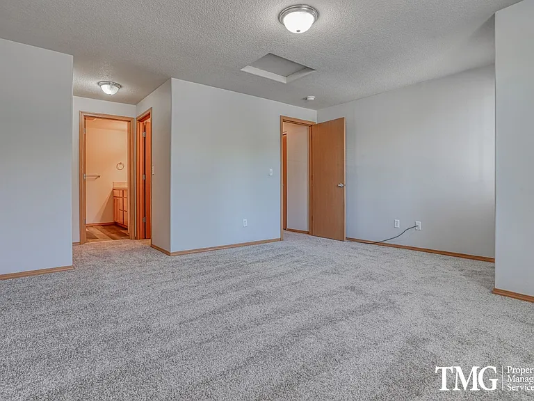 Covington Townhomes — Photo 34