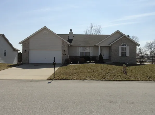 804 Augustana Way, Fairview Heights, IL 62208