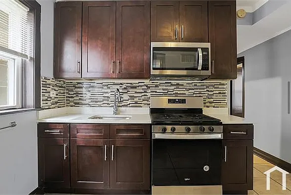 8243 S Sangamon St #1 — Photo 10