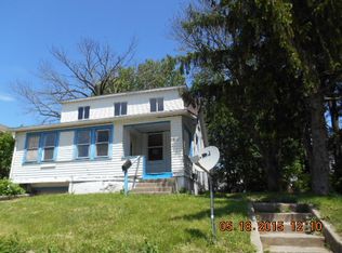 2509 1st St, Peru, IL 61354