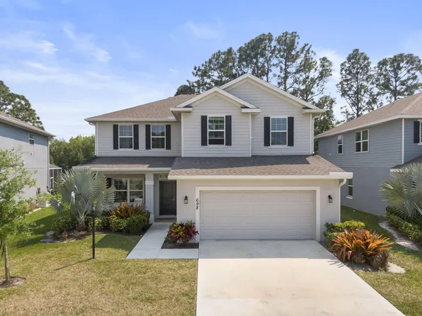 698 NE Turtle Back Trail, Port St Lucie, FL 34983