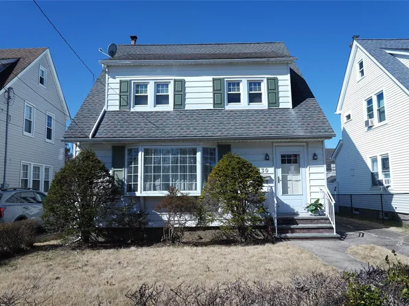 130 Campbell Avenue, Williston Park, NY 11596