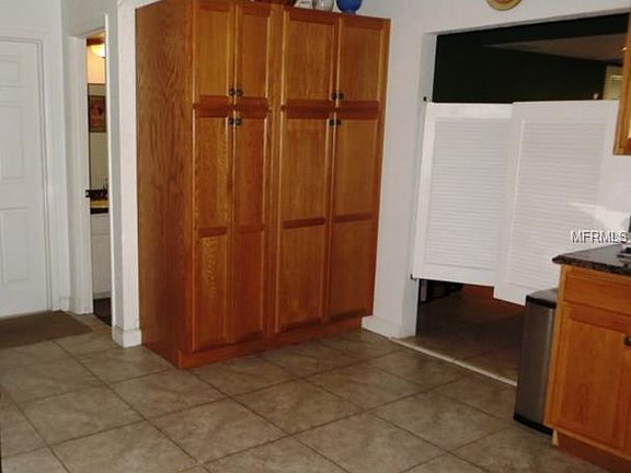 5th image of 3061 Stratford Ln