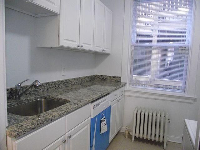 1st image of 4107 N Ashland Ave APT 1E