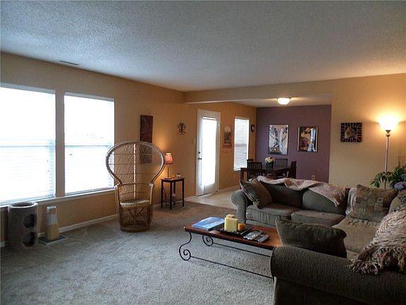 4th image of 1934 Orchid Bloom Ln