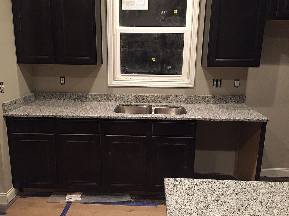 1st image of 419 Rockcrest Way