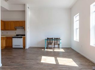 517 Communipaw Ave APT 2, Jersey City, NJ 07304