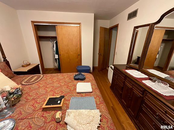 5th image of 317 Ken Ave