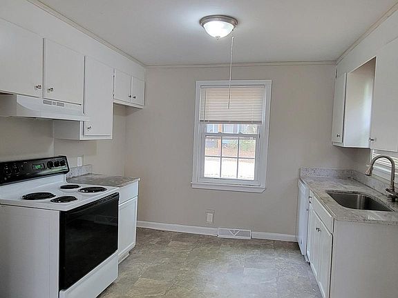 2nd image of 108 S Miller St