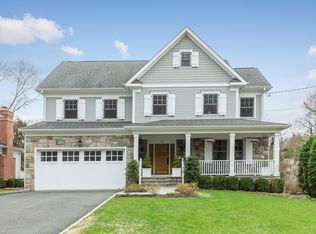 198 Brewster Rd, Scarsdale, NY 10583