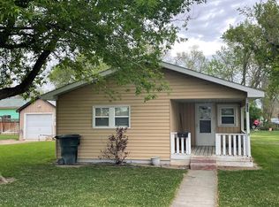 457 E Madison St, Powell, WY 82435