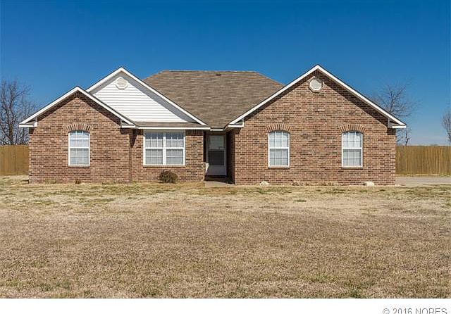 1st image of 440 Lori Ln