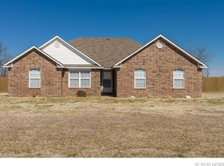 440 Lori Ln, Pryor, OK 74361