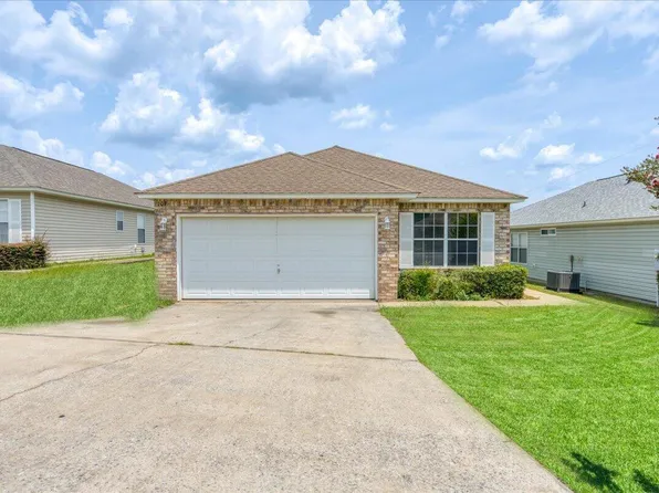 107 Nivana Dr, Crestview, FL 32536