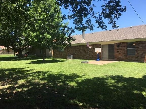 2nd image of 7004 Canterbury Dr