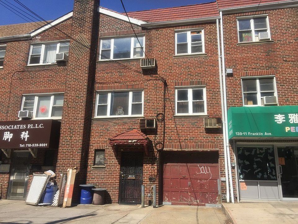 2nd image of 13909 Franklin Ave