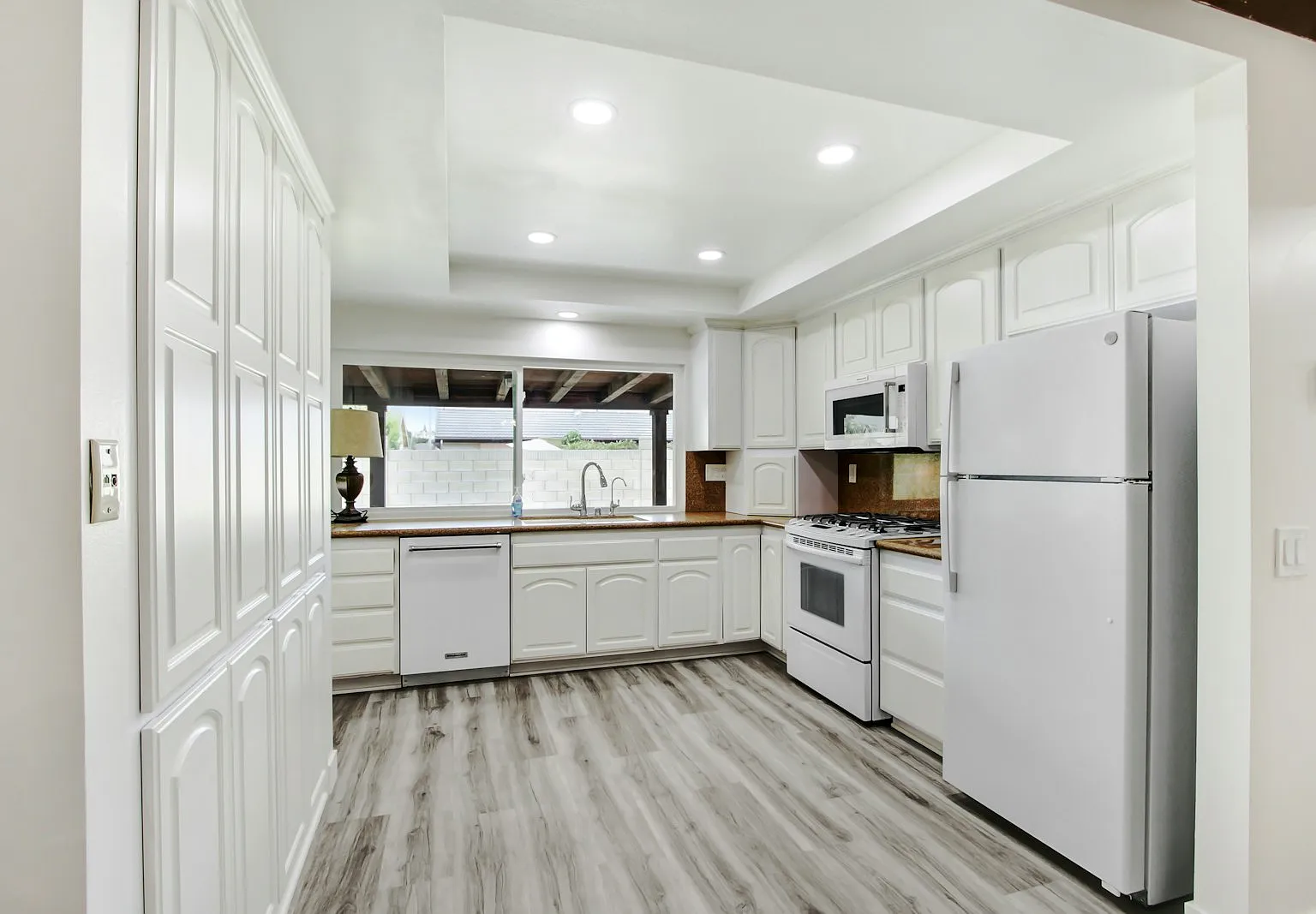 1745 North Holbrook Street — Photo 4