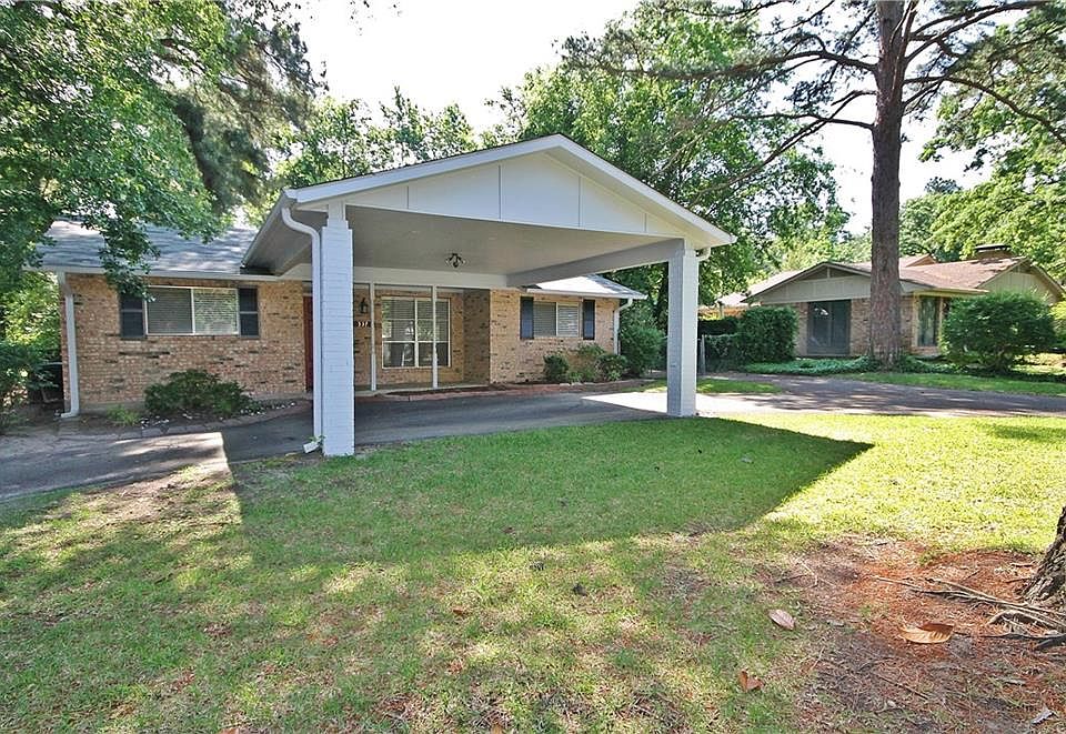 1st image of 537 Dogwood Ln
