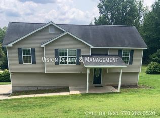 161 Emerald Pointe Dr, Carrollton, GA