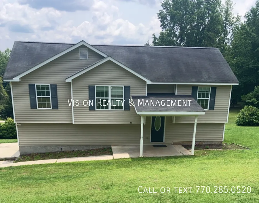 161 Emerald Pointe Dr photo 1