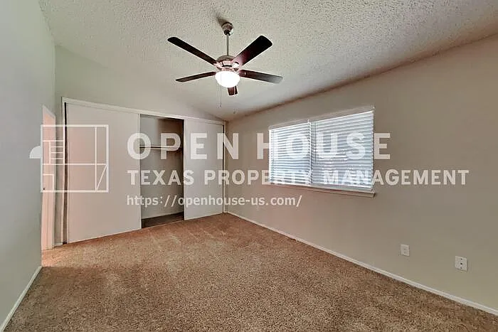 1805 Crimson Ct — Photo 9
