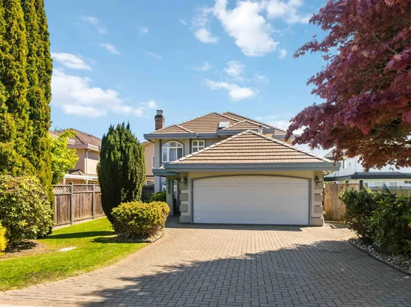 8268 Calder Rd, Richmond, BC V7C 4B8