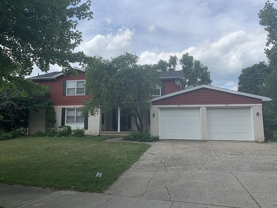 1st image of 530 Bainbridge Dr