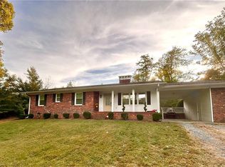 240 Oakcrest Dr, Madison, NC 27025