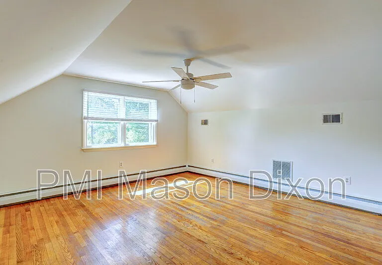 9710 Gwynn Park Dr — Photo 19