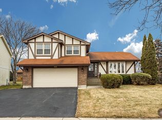 1028 Fordham Way, Westmont, IL 60559