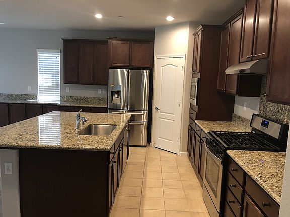 3rd image of 4009 Burchard Way