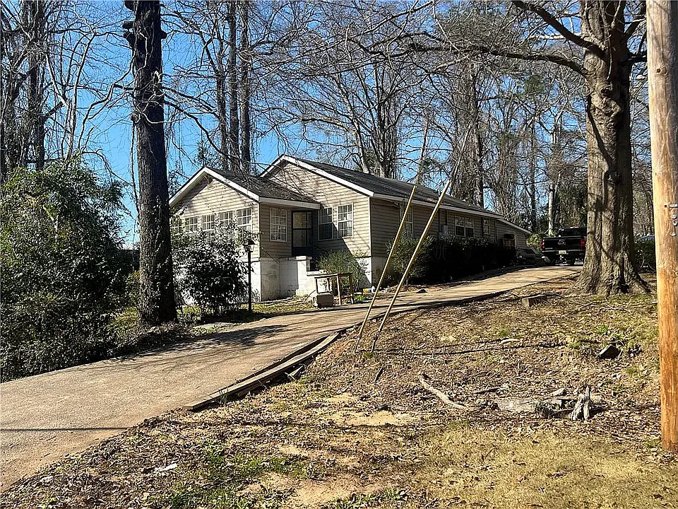18 Brannon Ave